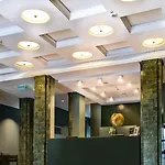 城市宫殿酒店 4* 科隆