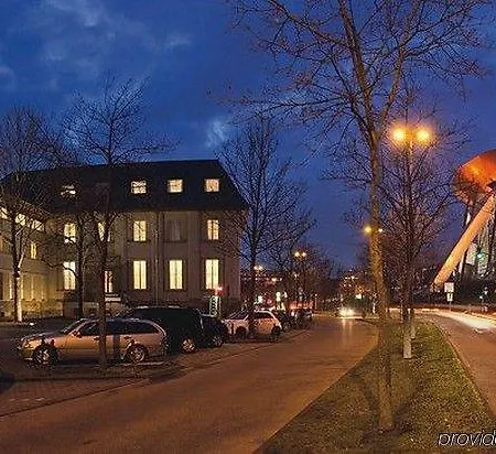 Szálloda Stadtpalais Köln