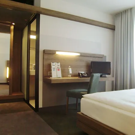 シュタットパライス 4*