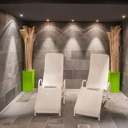 Szálloda Stadtpalais 4*