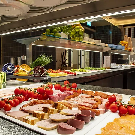 Stadtpalais Szálloda 4*