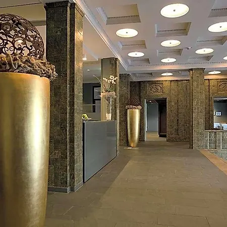 Stadtpalais Ξενοδοχείο 4*