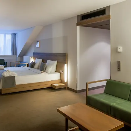 ホテル シュタットパライス